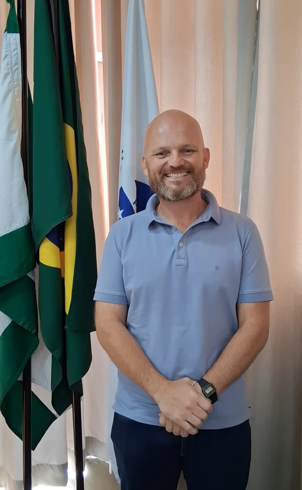 Pavimentação na PR-180: Prefeito Junior Motter entrega projeto ao Governador do Paraná