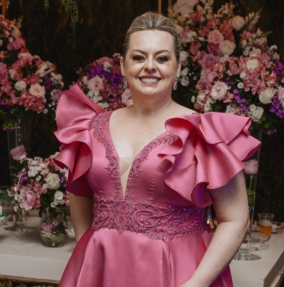 HOJE OS PARABÉNS VÃO PARA: JAQUELINE MOTTER DE OLIVEIRA