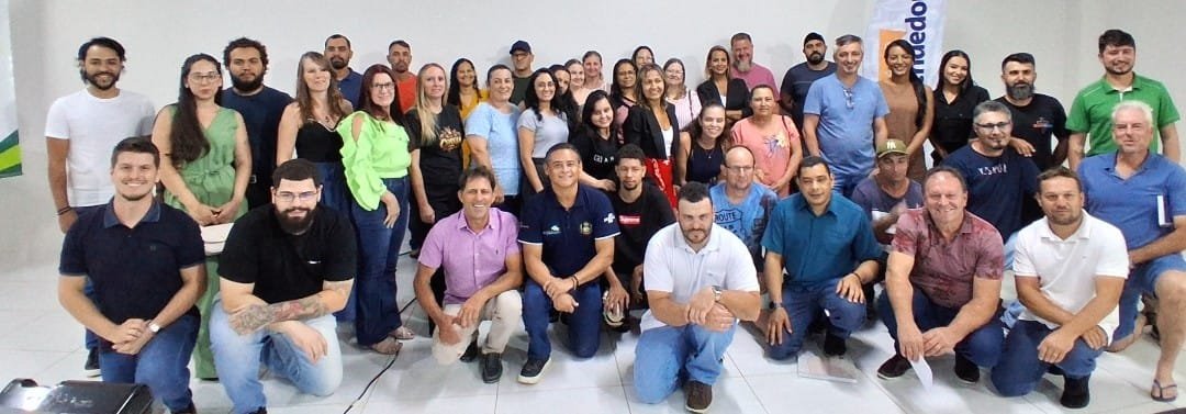 Sala do Empreendedor de Cafelândia orienta MEIS sobre gestão e reforma tributária