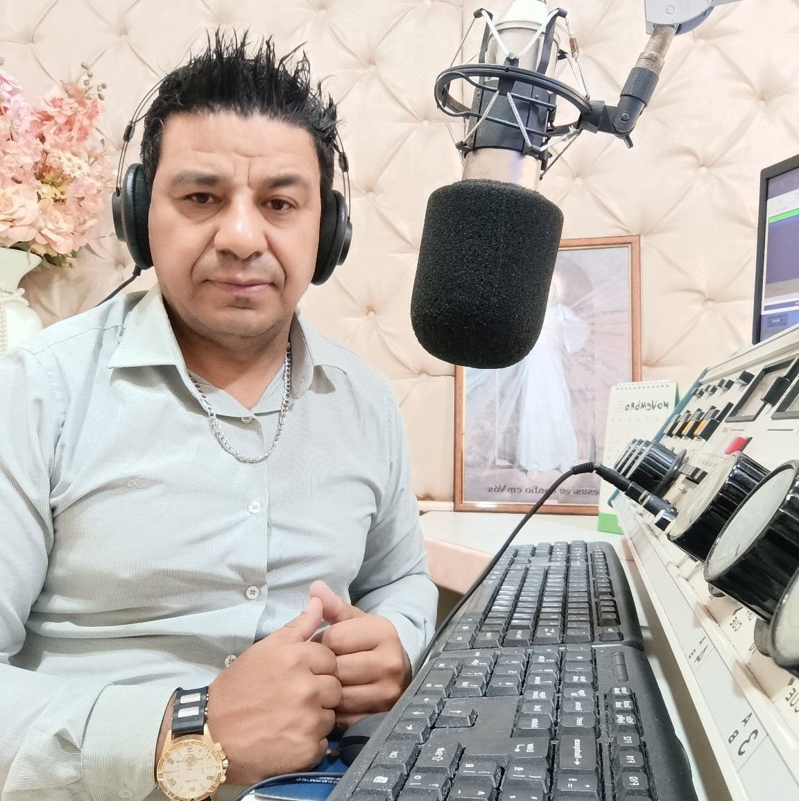 HOJE OS PARABÉNS VÃO PARA VINÍCIUS CARDOSO