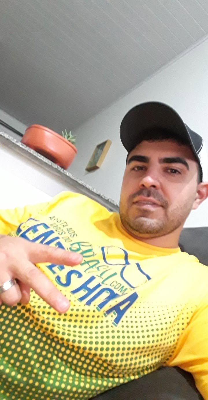HOJE OS PARABÉNS VÃO PARA: BATATA HOFFMANN
